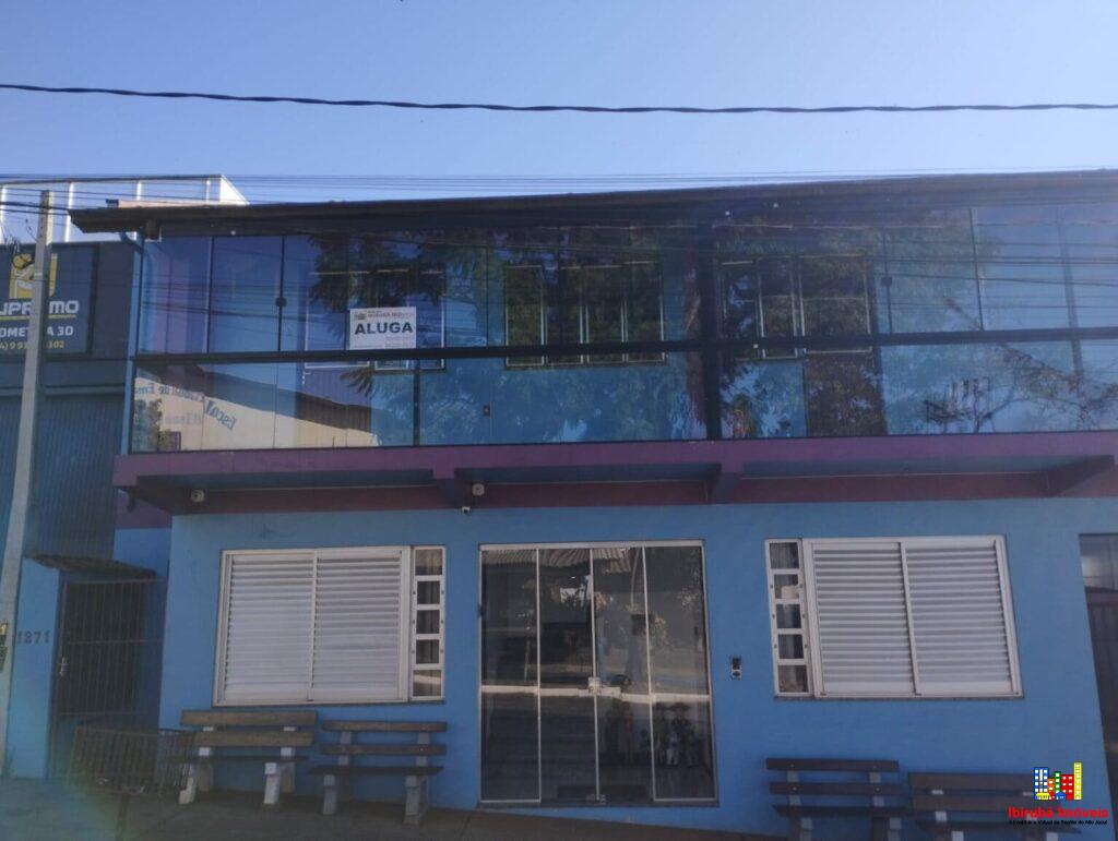 Aluga Apartamento de 02 dormitórios no Planalto