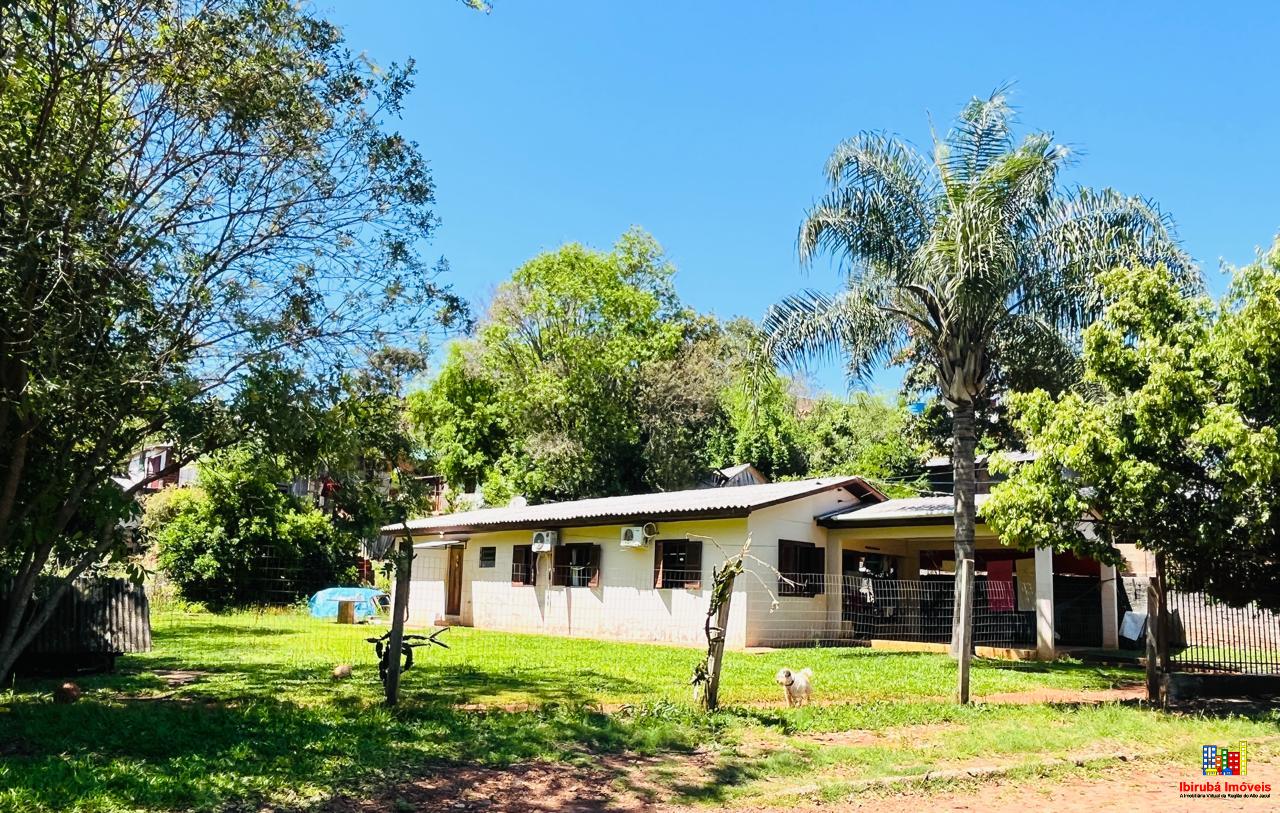 Odila - Vende casa alvenaria de 3 dormitórios e terreno de 660m²