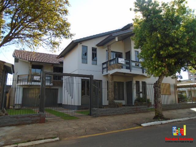 Aluga, Apto amplo, suíte + 02 dormitórios, área de lazer compartilhada, garagem, cozinha, churrasqueira