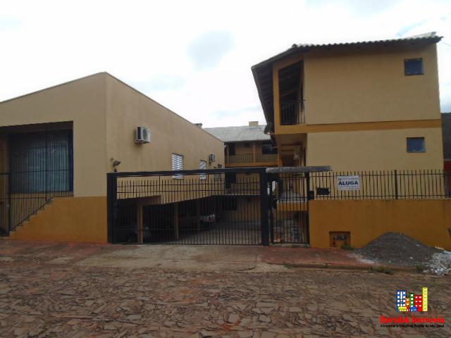 ALUGA Apartamento e 01 dormitório com vaga de garagem